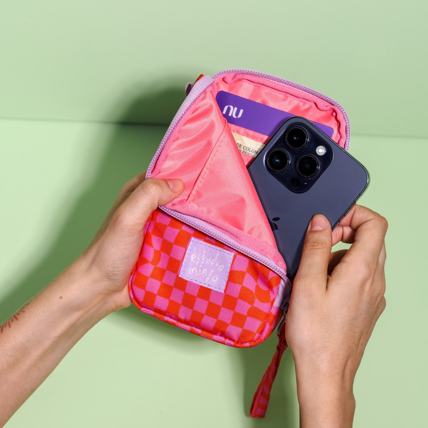 Cell WALLET